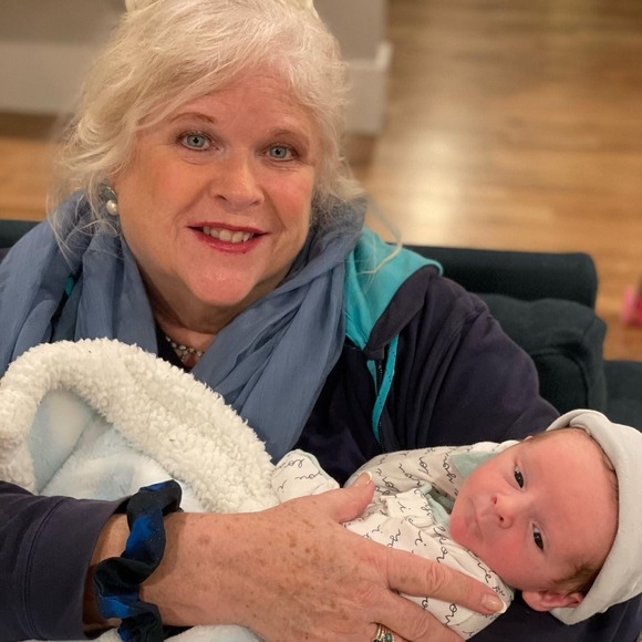 Meet your Posher, Paula - Picture 1 of 1